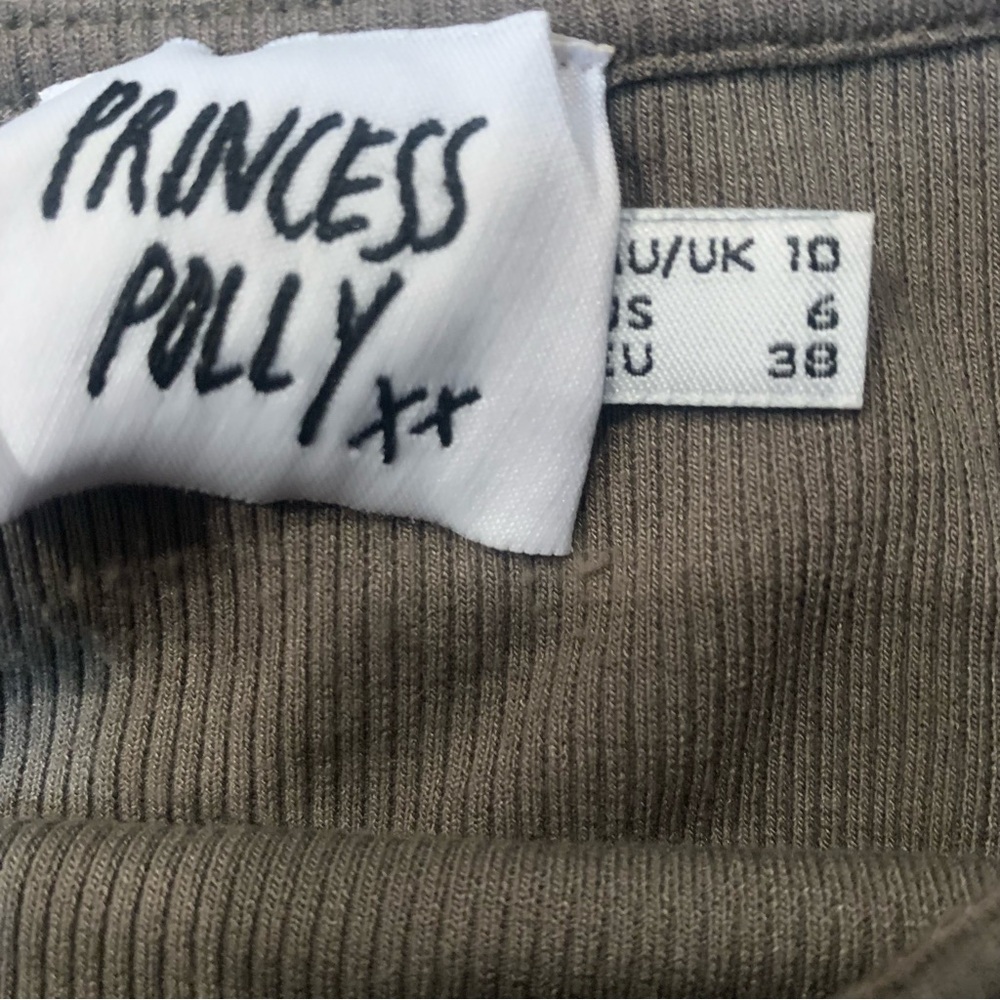 Princess Polly Stormi tshirt top khaki size 6 - Picture 4 of 4